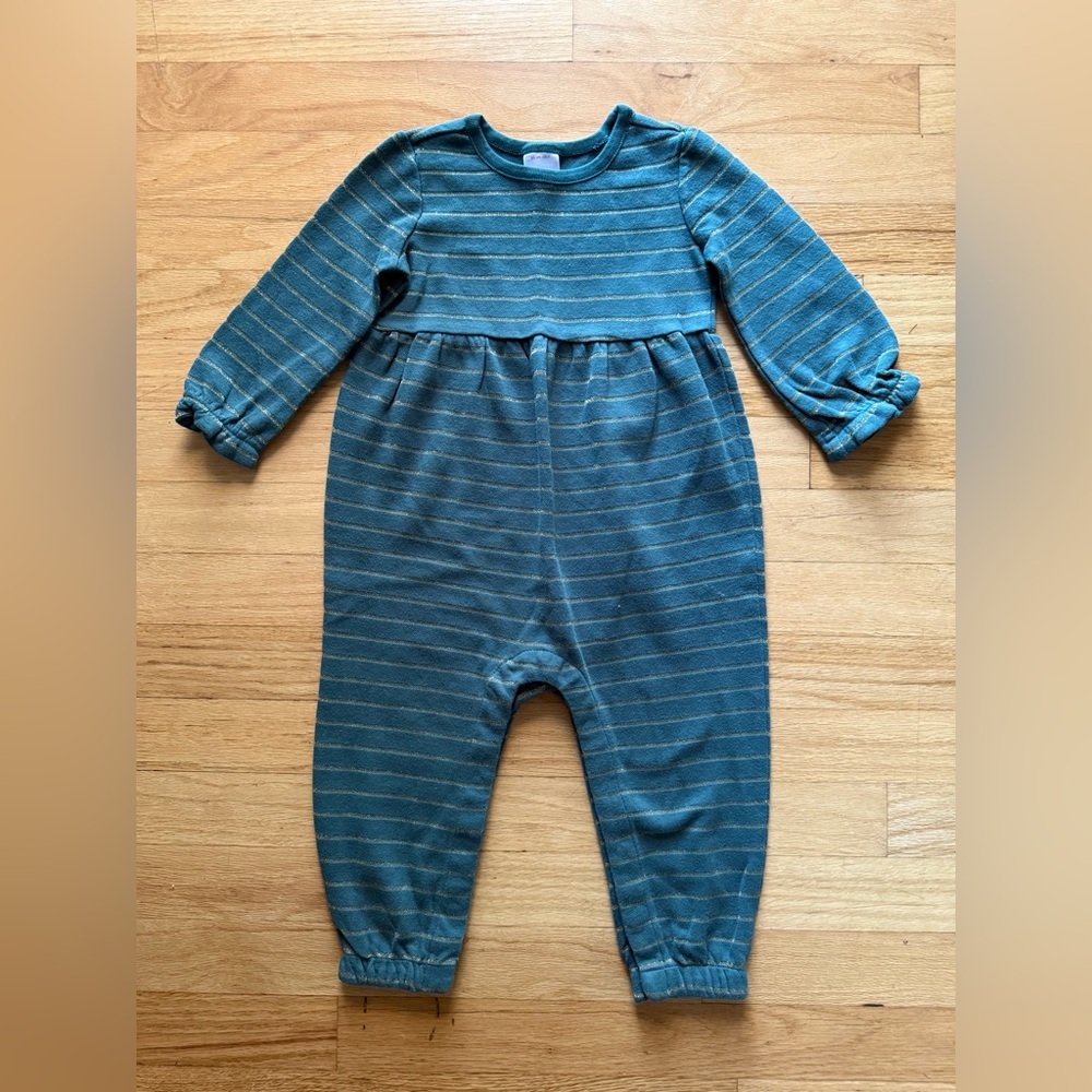 NWOT Hanna Andersson Evergreen & Gold Romper